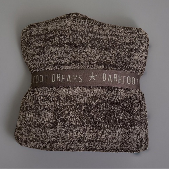 Barefoot Dreams CozyChic Pom Pom Beanie Hat & Scarf Gift Set Carbon Black NWT main image 6